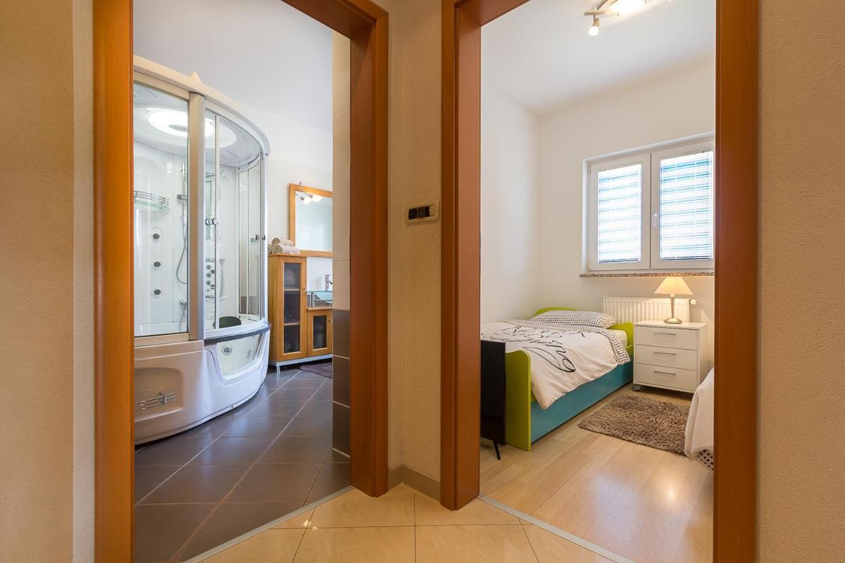Apartment Igor 3 **** Medulin Ngoại thất bức ảnh